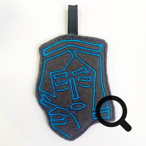 Filz Anhänger gross Xore grau-petrol beidseitig bestickt